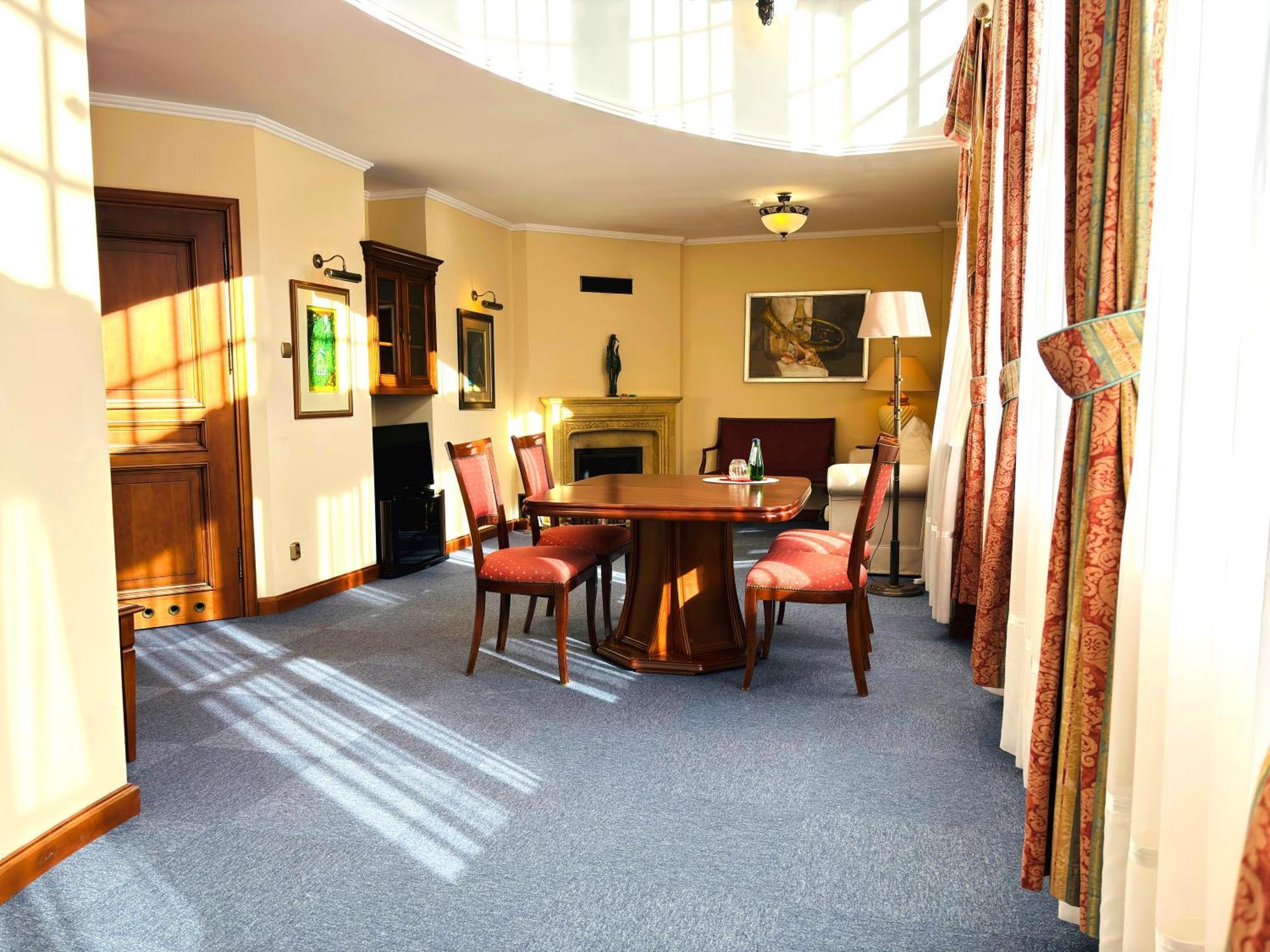 Hotel Opera Sopot Luaran gambar